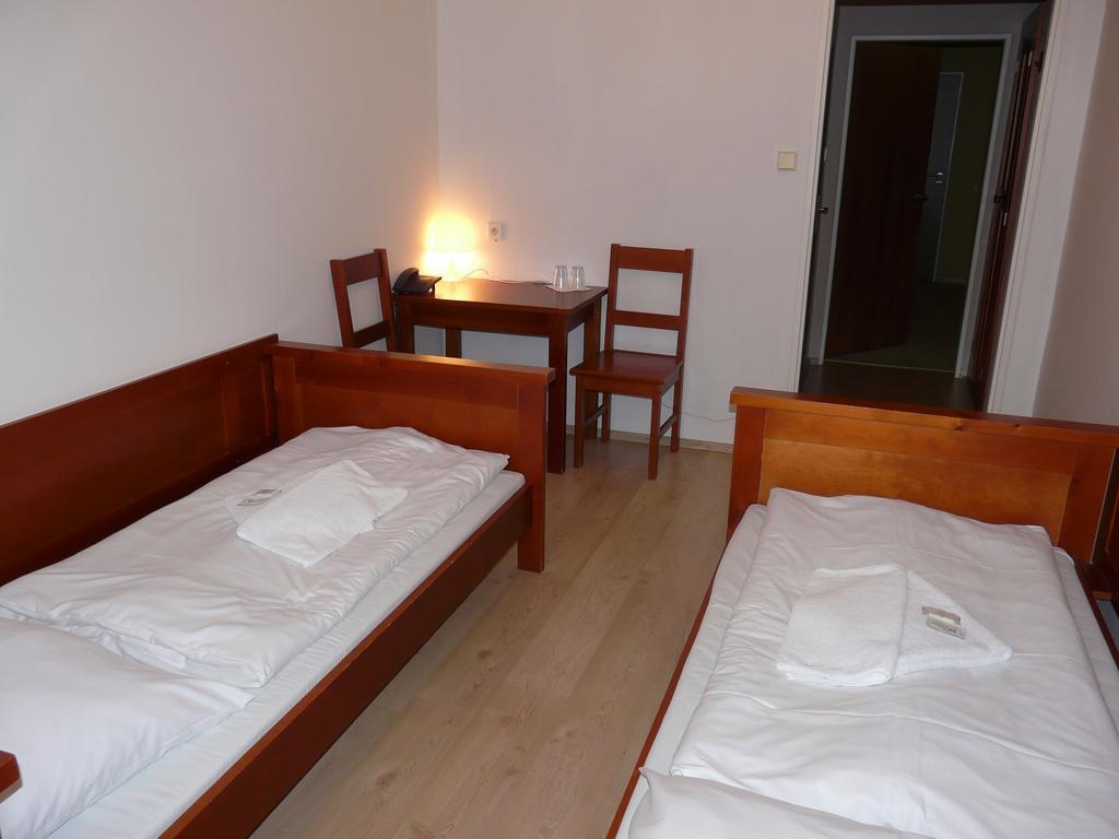 Hotel Ondras Zlín Szoba fotó