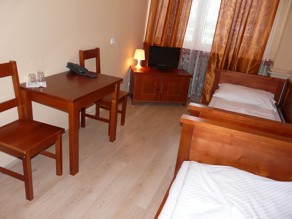 Hotel Ondras Zlín Szoba fotó