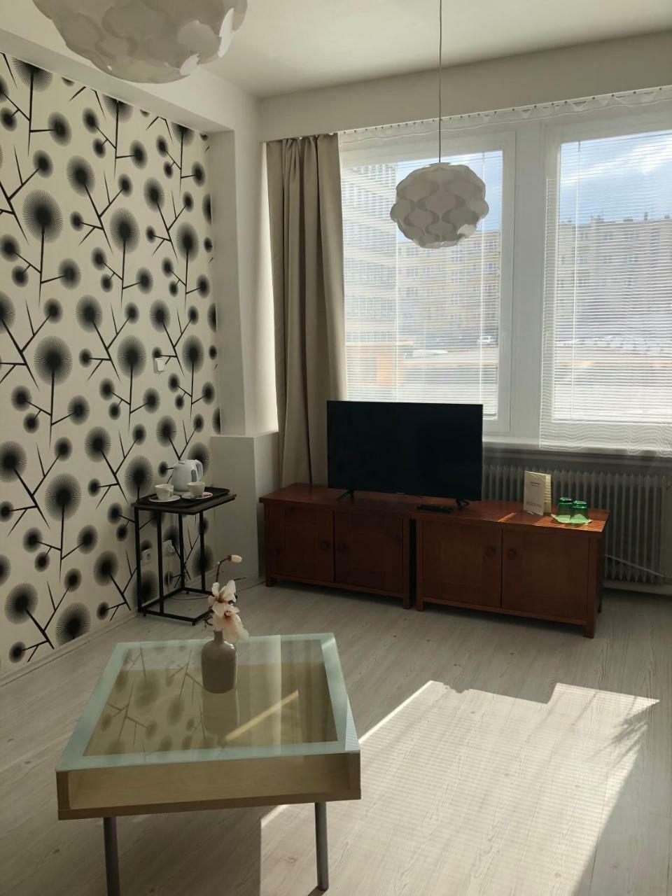 Hotel Ondras Zlín Kültér fotó
